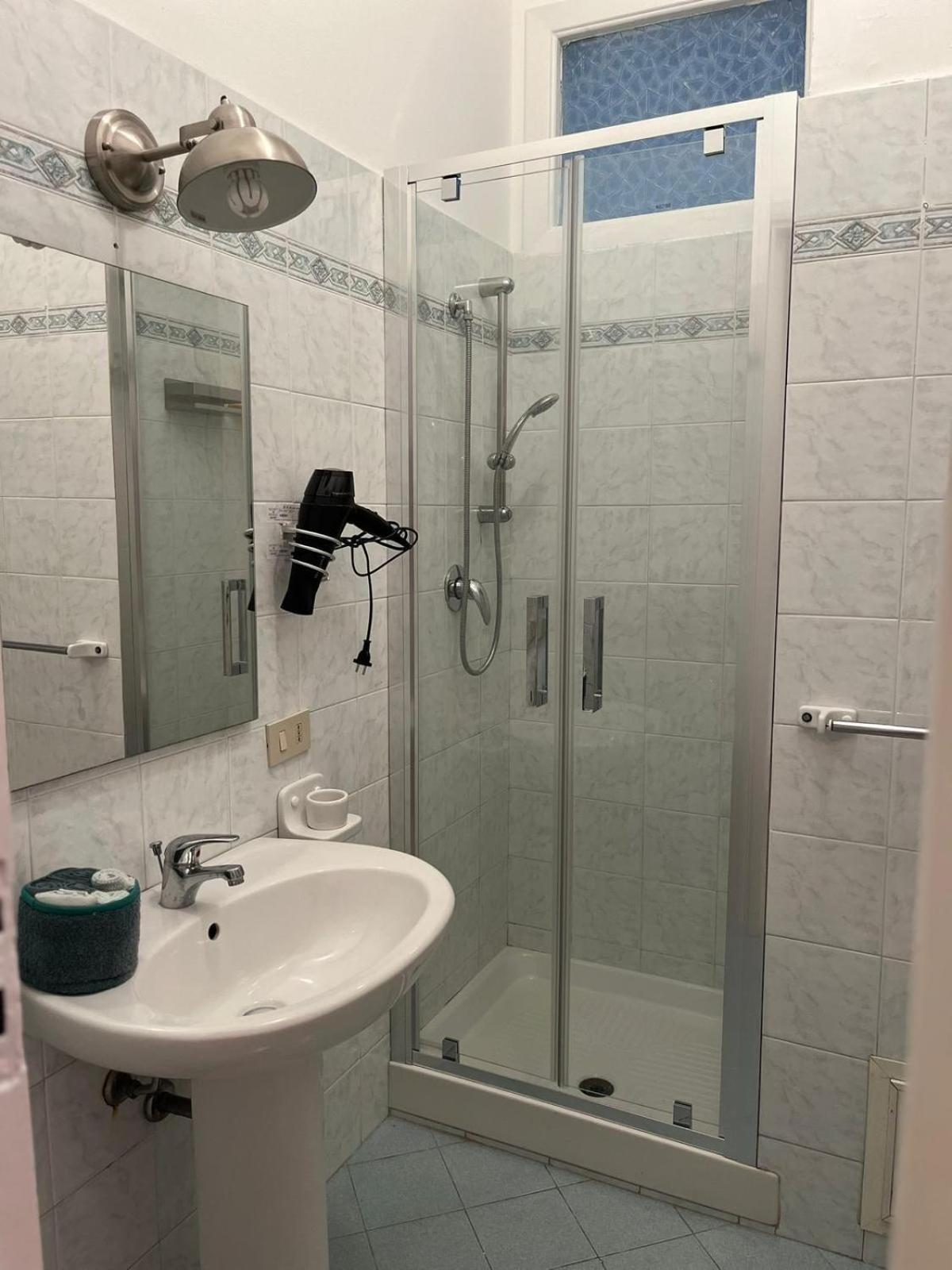 Casa Dei Nonni Di Yuri Bed & Breakfast ปาแลร์โม ภายนอก รูปภาพ